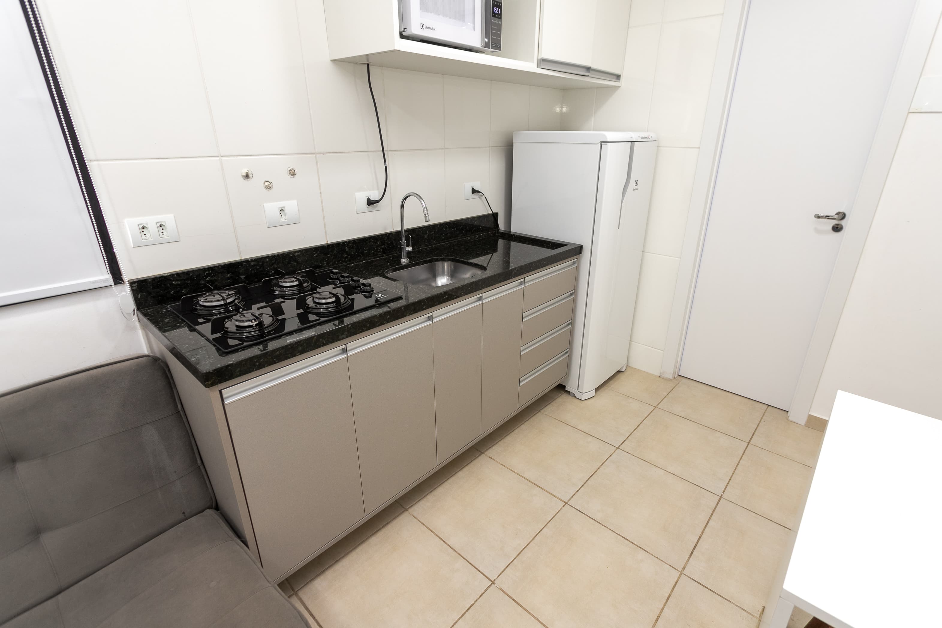 Studio com 1 Dormitorio no Bairro Portao