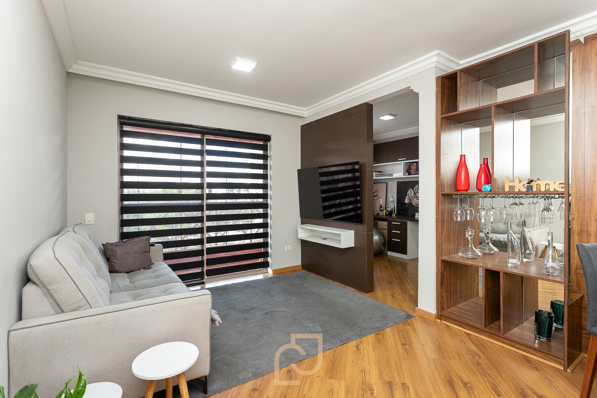 Apartamento Todo Reformado em Frente a Renomada Panificadora Pigel
